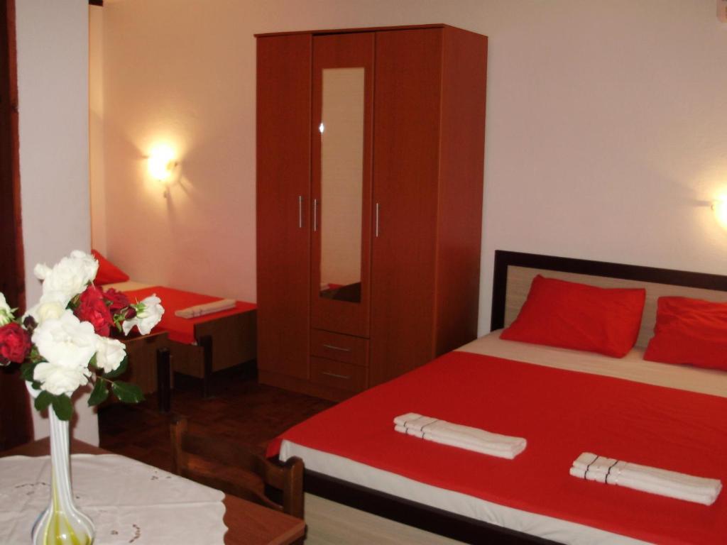 Apartments Aleksic Sutomore Szoba fotó